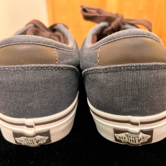 SOLD 5/11 Vans Ultracush Retro Men’s Sneakers, Size 8.5 - Picture 7 of 14